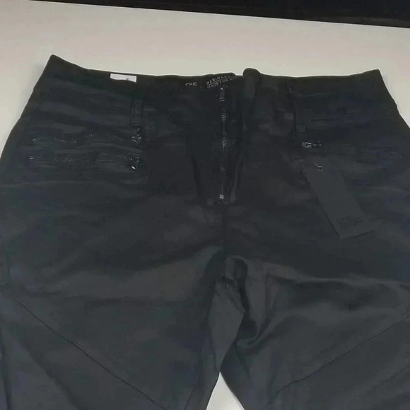 NWT Chic Denim Women's Skylar Ankle Grazer Black Jeans Sz 20 - Picture 2 of 10